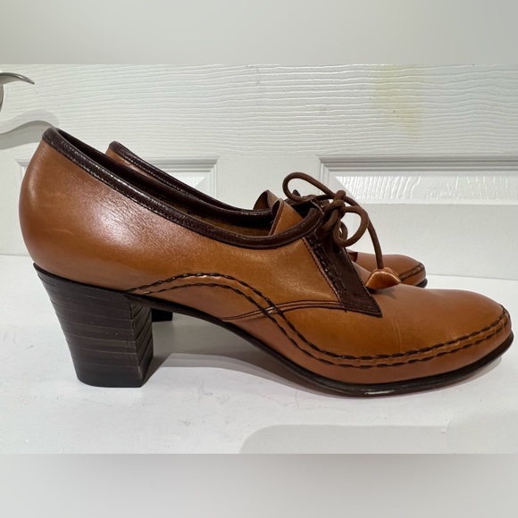 Like new Barker of Earls of Barton,England designed by William Barker Sz 6.5 - Picture 5 of 17